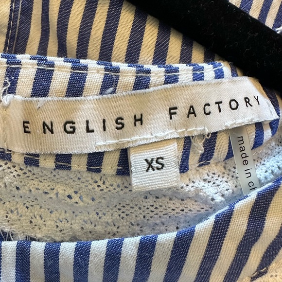 English Factory Lace Trim Button Back Pintuck Peplum Top Size XS - Picture 3 of 4